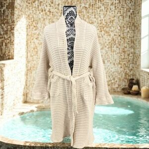 Hawthorne Hill Luxurious Cream Waffle Knit Bathrobe with Pockets & Sash